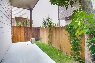 2420 Starks Avenue, Dallas, TX 75215 - Photo 22