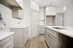 2420 Starks Ave, Dallas, TX 75215 - Photo 8