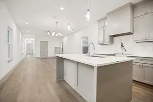2420 Starks Ave, Dallas, TX 75215 - Photo 10