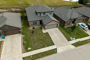 821 Clark Dr, Ferris, TX 75125 - Photo 18
