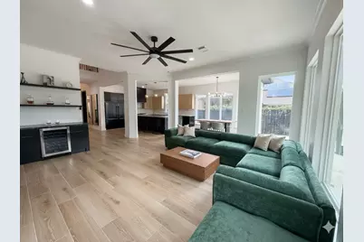 2302 Crest Park Drive, Arlington, TX 76006 - Photo 6