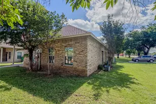 1101 Cates St, Bridgeport, TX 76426 - Photo 4