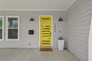 2534 Gladstone Dr, Dallas, TX 75211 - Photo 4