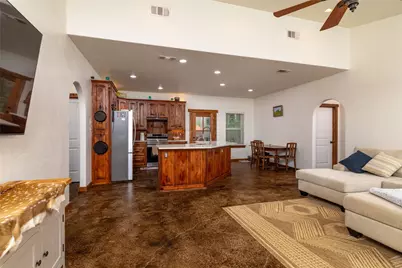 891 County Road 3592, Paradise, TX 76073 - Photo 10