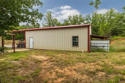 891 County Road 3592, Paradise, TX 76073 - Photo 32