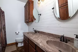 891 County Rd 3592, Paradise, TX 76073 - Photo 26