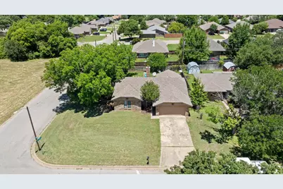 323 Moonlight Trail, Stephenville, TX 76401 - Photo 2