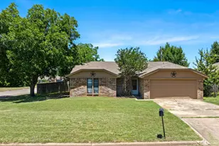 323 Moonlight Trail, Stephenville, TX 76401 - Photo 2