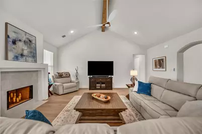 105 W Furlong, Willow Park, TX 76087 - Photo 6