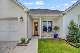 105 W Furlong, Willow Park, TX 76087 - Photo 2