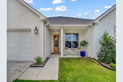 105 W Furlong, Willow Park, TX 76087 - Photo 2