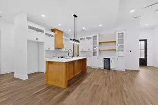 5310 Grand View Dr, Athens, TX 75752 - Photo 6