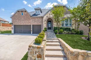 1044 Myers Park Trail, Roanoke, TX 76262 - Photo 2