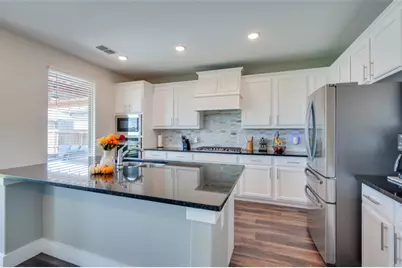 5301 Basham Lane, Denton, TX 76207 - Photo 12