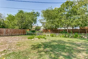 303 N Cottonwood Dr, Richardson, TX 75080 - Photo 22