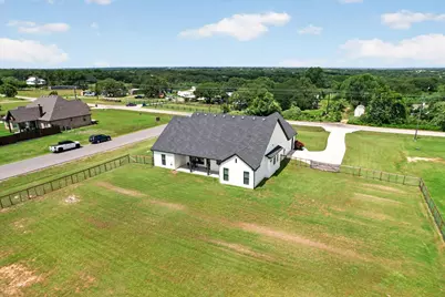 849 County Road 4699, Boyd, TX 76023 - Photo 26