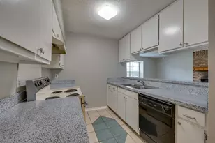 3422 Heritage Ln, Forest Hill, TX 76140 - Photo 14