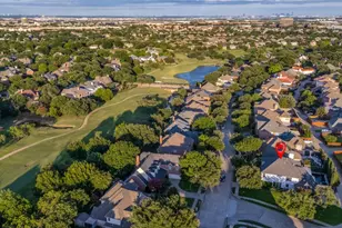 2231 Clearspring Dr N, Irving, TX 75063 - Photo 24