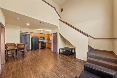 2410 S 2nd Street #413, Waco, TX 76706 - Photo 4