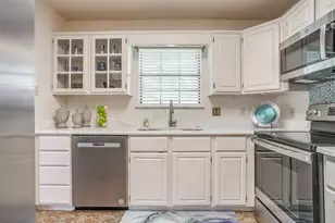 709 Berkley Dr, Cleburne, TX 76033 - Photo 12