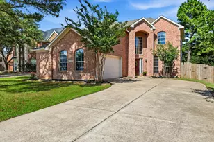 7013 Riverchase Trail, Denton, TX 76210 - Photo 2