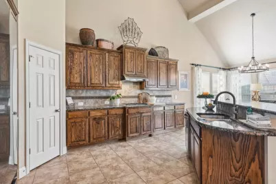 9566 Avalon Drive, Frisco, TX 75035 - Photo 8