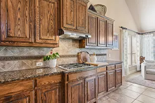 9566 Avalon Dr, Frisco, TX 75035 - Photo 10