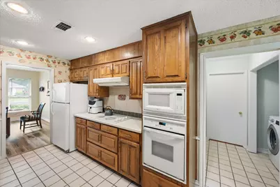 1018 Auburn Drive, Arlington, TX 76012 - Photo 6