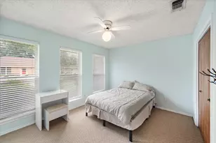 1018 Auburn Dr, Arlington, TX 76012 - Photo 18
