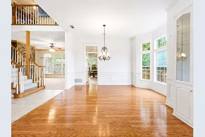 103 Woodland Drive, Highland Village, TX 75077 - Photo 10