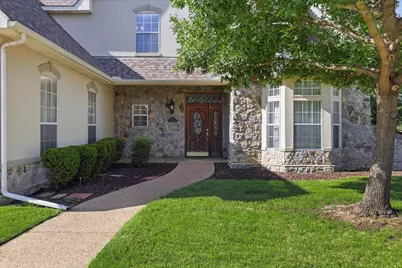 103 Woodland Drive, Highland Village, TX 75077 - Photo 2