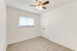 3914 Willowood Ln, Grand Prairie, TX 75052 - Photo 8