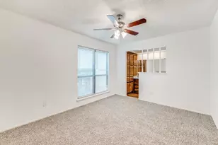 3914 Willowood Ln, Grand Prairie, TX 75052 - Photo 6