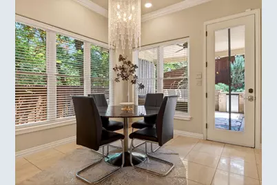 120 Hickory Ridge Drive, Highland Village, TX 75077 - Photo 10