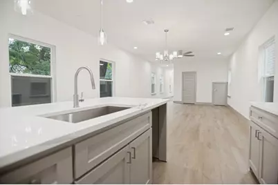 2422 Starks Avenue, Dallas, TX 75215 - Photo 8