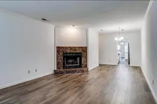 13853 Leinsper Green St, Dallas, TX 75240 - Photo 14