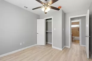 507 E Daugherty Dr, Garland, TX 75041 - Photo 16