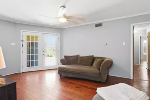 1233 Bardfield Ave, Garland, TX 75041 - Photo 12