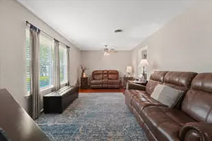 1233 Bardfield Ave, Garland, TX 75041 - Photo 8