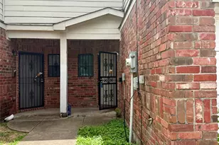 216 Creek Cove Dr, Dallas, TX 75217 - Photo 2