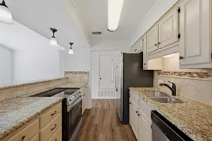 914 W Washington St, Sherman, TX 75092 - Photo 12