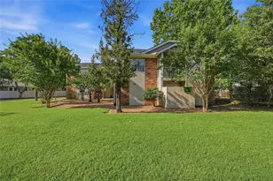 914 W Washington St, Sherman, TX 75092 - Photo 2