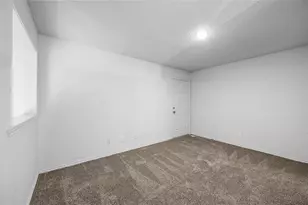 9825 Walnut St, Dallas, TX 75243 - Photo 22