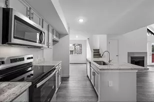9825 Walnut St, Dallas, TX 75243 - Photo 20
