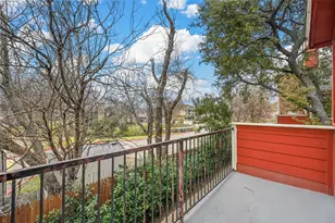 9825 Walnut St, Dallas, TX 75243 - Photo 32