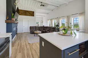 129 Coyote Cave Ln, Alvord, TX 76225 - Photo 12