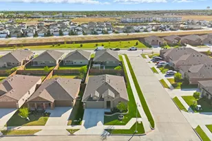 633 Captree Ln, Fort Worth, TX 76131 - Photo 20