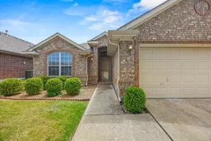 9313 Norfolk Ln, McKinney, TX 75071 - Photo 2