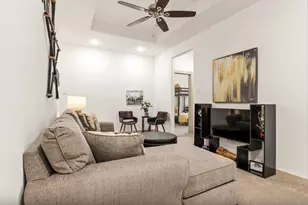 698 N Center St, Arlington, TX 76011 - Photo 14