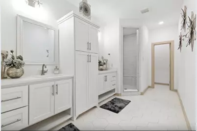 698 N Center Street, Arlington, TX 76011 - Photo 18